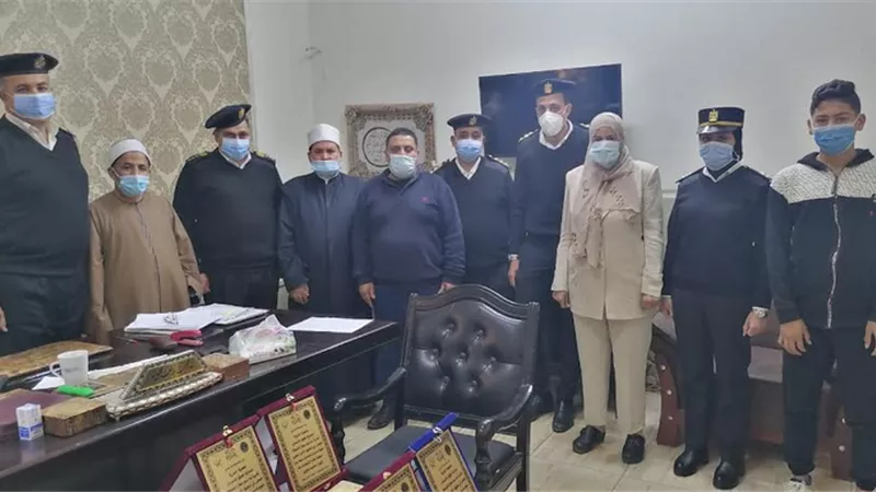 تكريم قيادات الشرطة بالعاشر