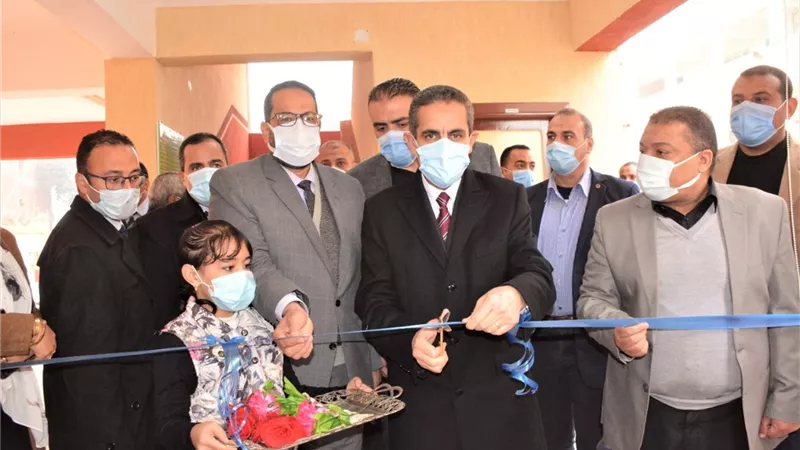 محافظ الغربية يفتتح مدرستين ببسيون بتكلفة ١٠ مليون جنيه-صور