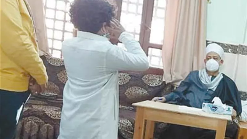اصغر مؤذن في مصر يكشف للجمهوريةأون لاين تفاصيل لقاؤه بشيخ الازهر