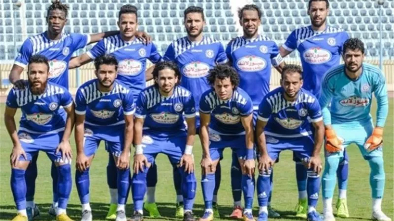 اسوان يضم مهاجم الاهلى