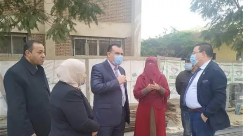 مدير تعليم المنوفية يتفقد مشروع توسعة مدرسة الفتوح الابتدائية بالبتانون