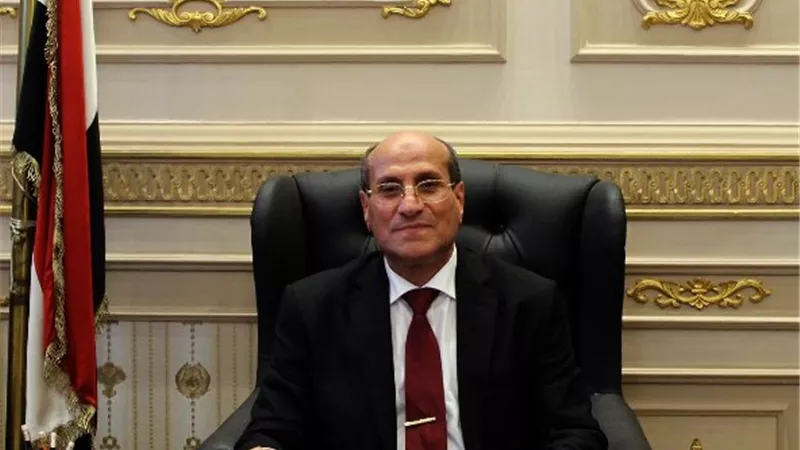 سر المادة ٩٥ في اختيار قاض القرن لمحاكمة قاض مارينا