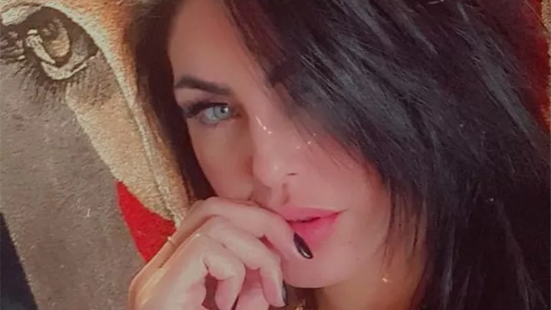 بمكياج ناعم .. دارين حداد تبهر متابعيها بإطلالة رقيقة