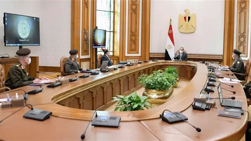 الرئيس يوجه بتوفير أحدث المعدات والآلات لتطوير الريف المصري