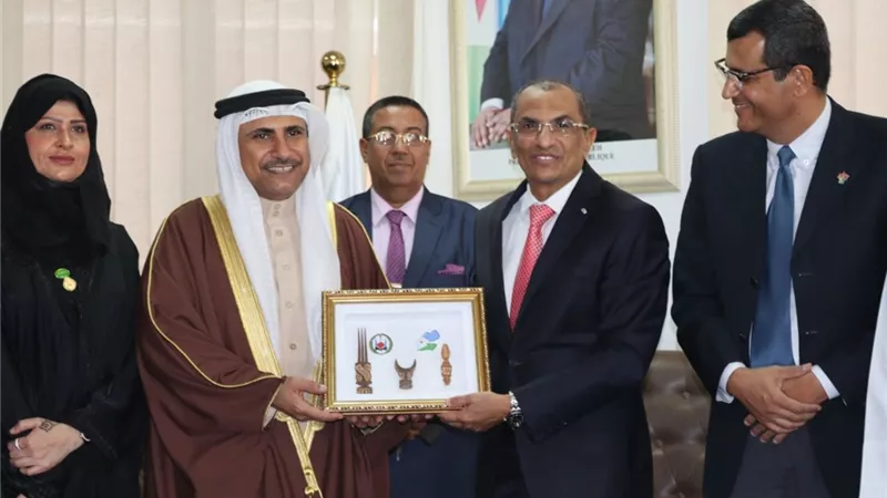 رئيس البرلمان العربي والوفد المرافق له يلتقون وزير التعليم العالي في جمهورية جيبوتي
