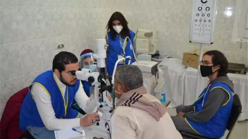 مستشفى الفرافرة تستقبل قافلة الليدرز الطبية فى 9 تخصصات مجانية
