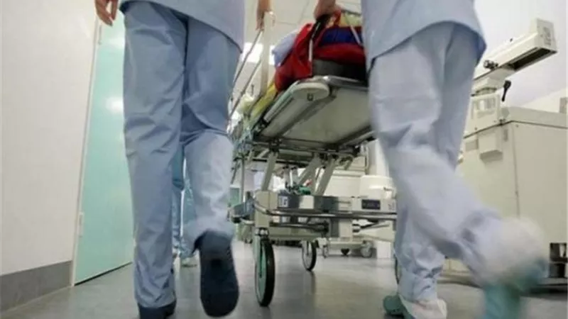 بسبب غيرتهن.. 3 طالبات يضعن السم فى الجاتوه لزميلاتهن المتفوقات دراسيا