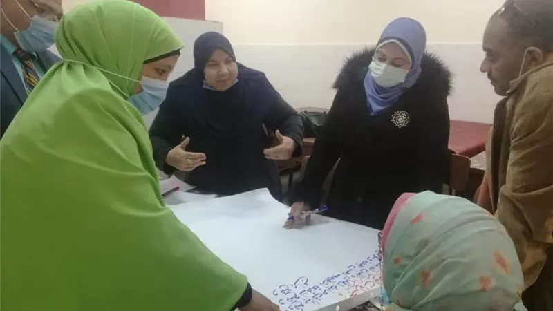 مركز نور البصيرة بجامعة سوهاج يناقش في ورشة عمل سبل حماية الطفل