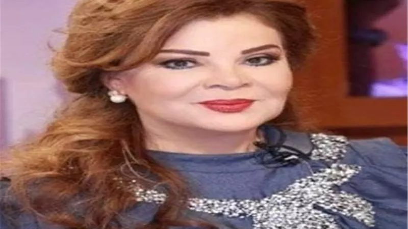 صفاء أبو السعود: 