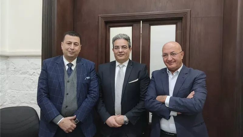 نقيب الاعلاميين يحول الخلاف لصلح بين ريهام سعيد وسيد على