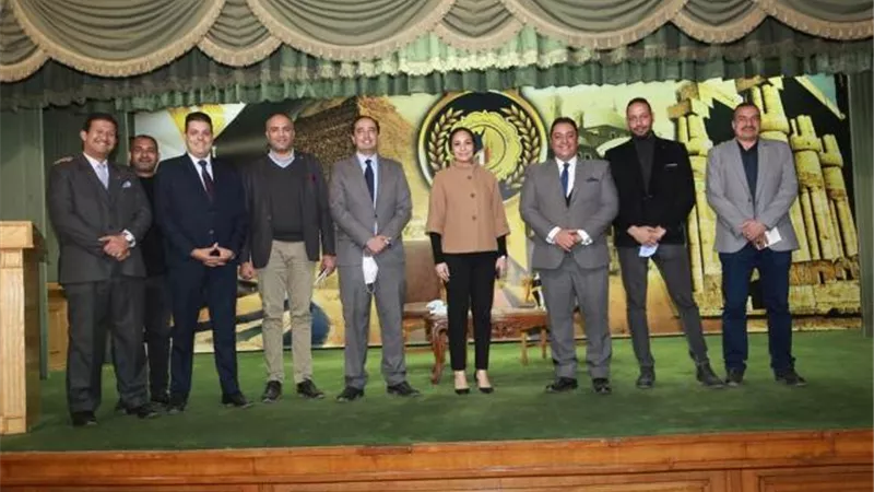 جامعة مصر للعلوم والتكنولوجيا تشارك في 
