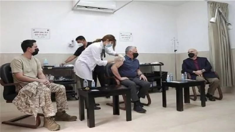 العاهل الأردني يكشف عن أعراض لازمته بعد تلقي لقاح كورونا