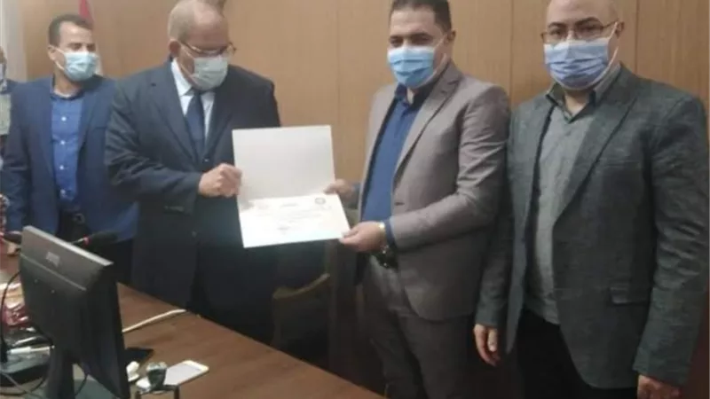 تكريم العاملين بالمركز الطبي التخصصي ببني سويف الجامعي