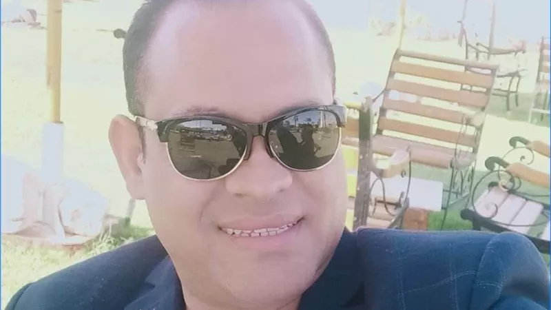 هانى الاسمر يناقش مشاكل الزواج فى المسلسل الاذاعى 