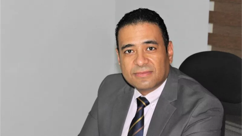 استشارى يوضح أسباب انتفاخ البطن بعد شفط الدهون