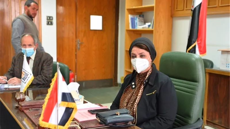 جامعة أسيوط تبحث سبل مشاركتها في إيجاد حلول لمواجهة مشكلة الكلاب الضالة