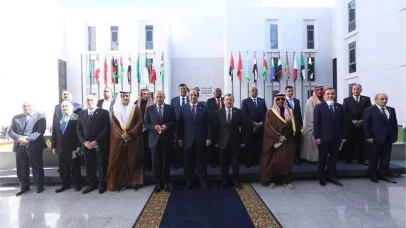 السيسي ورؤساء أجهزة المخابرات العربية يفتتحون مقر المنتدى العربي الاستخباري.. صور