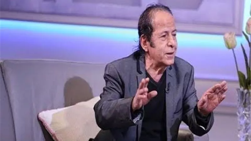 أخر تطورات الحالة الصحية للفنان عادل الفار