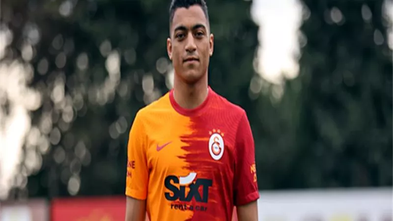 وكيل مصطفى محمد يكشف حقيقة عروض الأهلي وبيراميدز معه