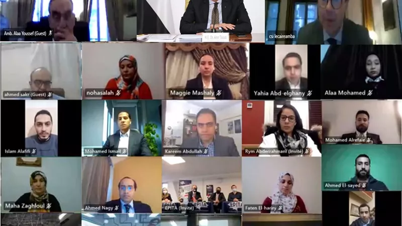 وزير الاتصالات يشهد فعاليات تخريج المشاركين ببرنامج الذكاء الاصطناعى