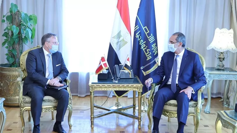 وزير الاتصالات يبحث مع سفير الدنمارك سبل التعاون بمجال تكنولوجيا المعلومات