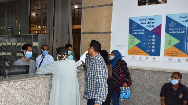 محافظ أسوان : 18.5 ألف طلب تصالح بمتحصلات مالية ٧٠ مليون جنيه وسداد نسبة ٣٥٪ من قيمة التصالح في فبراير الحالي و٤٠٪ في مارس القادم