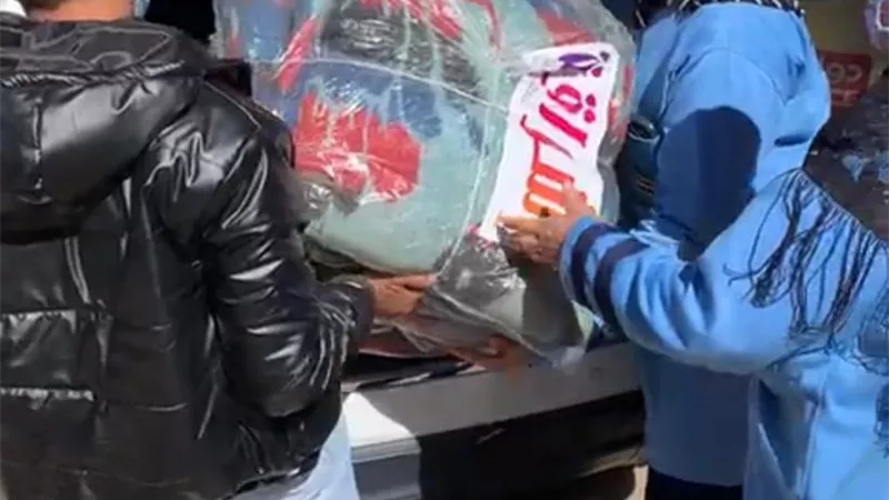 إشراقة توزع بطاطين للمجمع الطبى بالفيوم