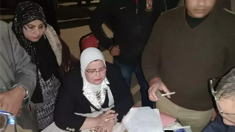 وصول ٢١ ألف تابلت و٤٥٣ فجر اليوم لمدارس كفرالشيخ