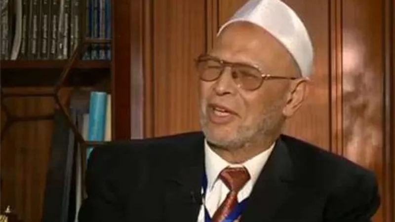 جامعة الأزهر تكرم عبدالشافي عبادة الفائز بجائزة نكروما للتميز أفريقيًا