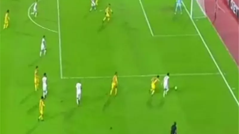 بعد مرور 30 دقيقة.. الزمالك يتقدم بهدف بوطيب على حسين داى