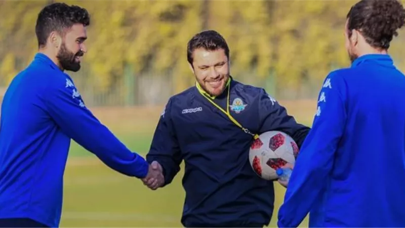 أحمد حسن يضحى بمنصبه فى بيراميدز لقيادة احد الفرق في الدوري