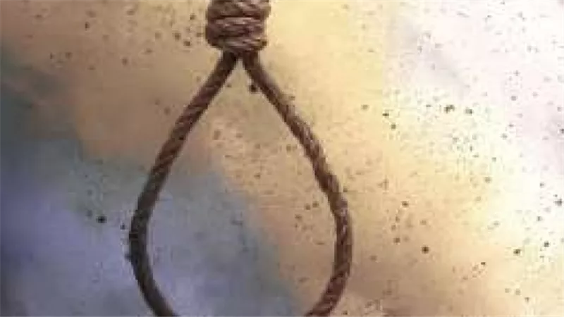 بسبب معاتبة والديها.. طالبة تنتحر 