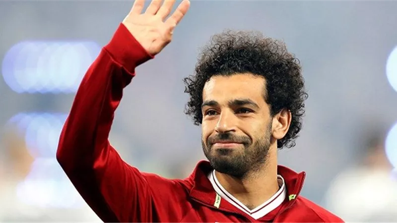 محمد صلاح يحتفل بعيد الحب على طريقته الخاصة