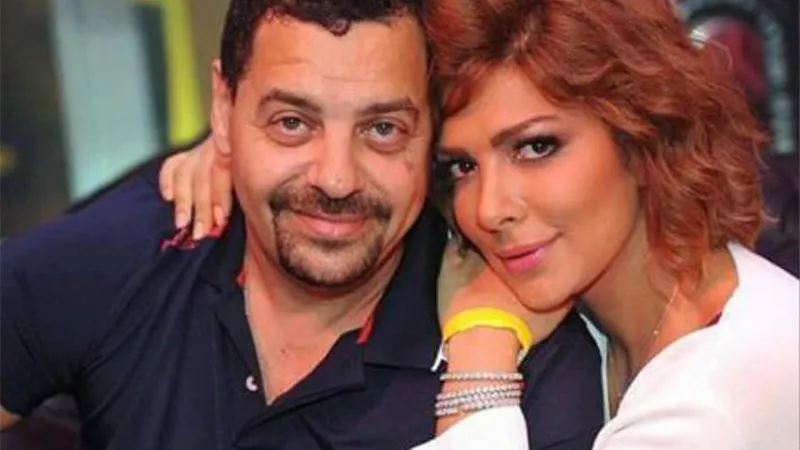 رسالة غزل بين طارق العريان واصالة فى الفلانتين .. صور