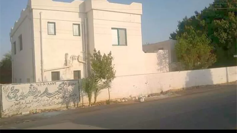 مستشفى أقليت والرغامة البلد.. بكوم امبو اسوان.. مثال لإهدار المال العام!