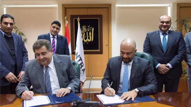 حازم متولي:سعداء بترخيص خدمات الاتصالات بالمجتمعات العمرانية المغلقة