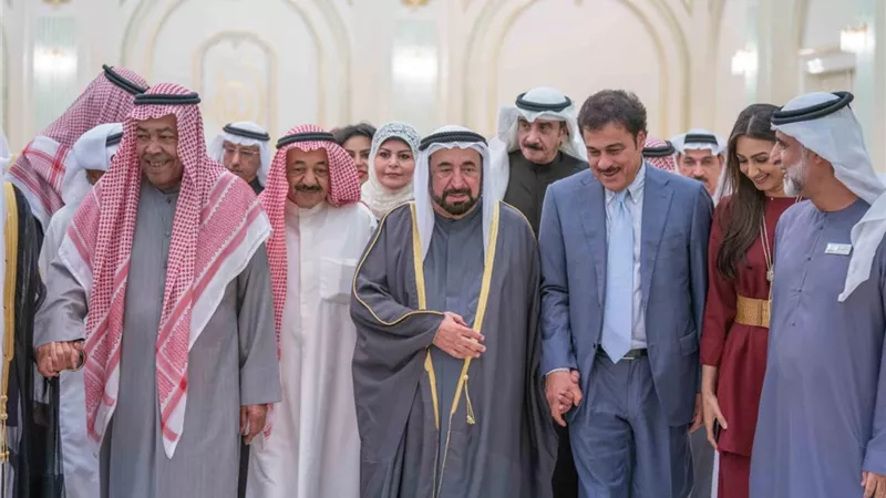 القاسمي يشهد انطلاق فعاليات الدورة الثالثة من مسرح الشارقة