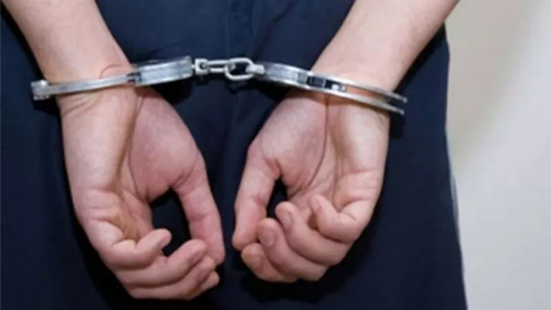 مباحث تكنولوجيا المعلومات تكشف صيدلى يروج للدعارة وتبادل الزوجات على فيسبوك
