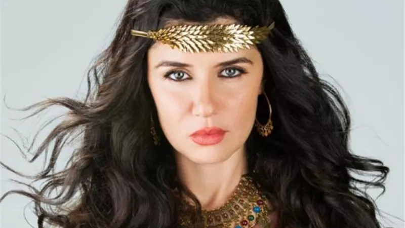 غادة عادل تريند بسبب أمير كرارة
