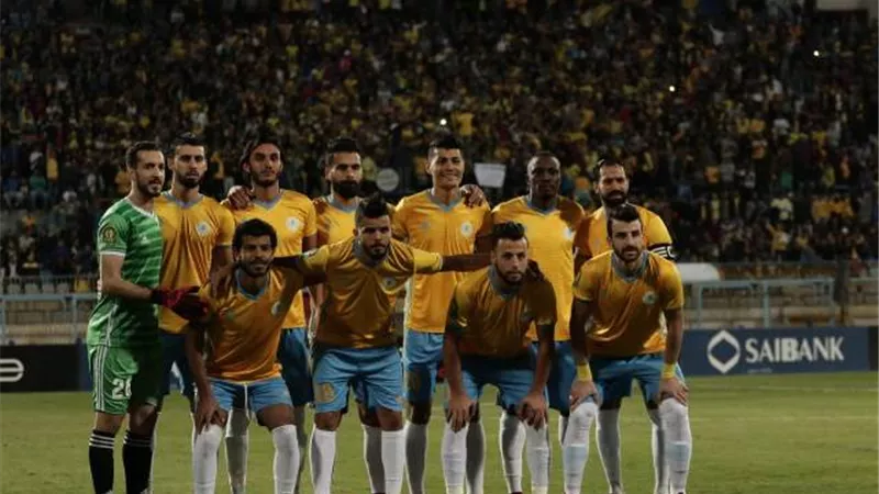 بامبو يحرز ثالث أهداف الأسماعيلي في شباك النجوم