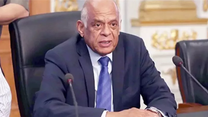 39 حزباً و88 لجنة نقابية واتحاد عمالى و328 من الشخصيات العامة يعلنون موافقتهم على تعديلات الدستور