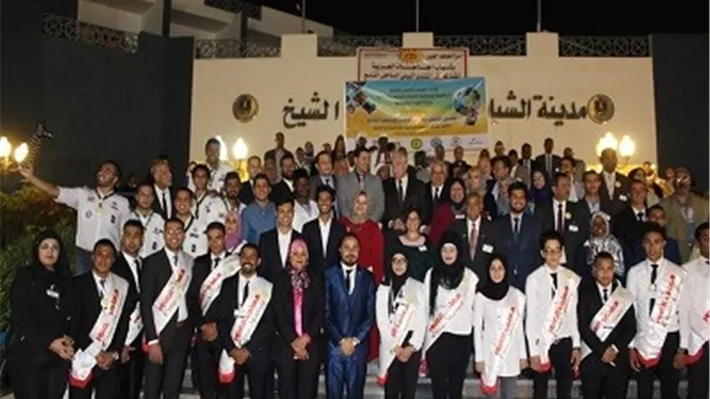 شباب الجامعات المصرية تشارك في معسكرات البيئة بشرم الشيخ