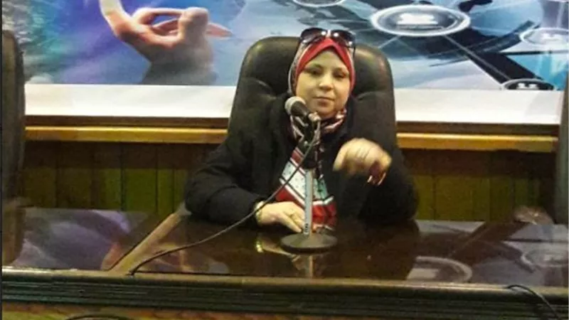 نسرين النحاس إبنة مطوبس في اجتيازات مشروع 1000 قائدة أفريقية