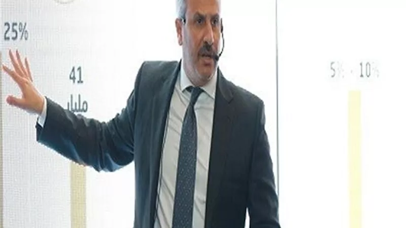 محمود خطاب: تخفيض معدلات الفائدة يجذب الاستثمارات وينعش الاقتصاد