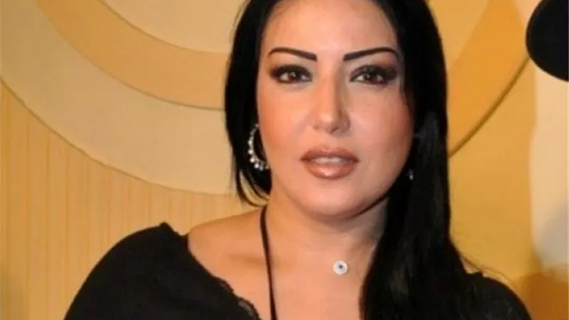 أسرار سخرية الجمهور من سمية الخشاب في حفلها بالعراق