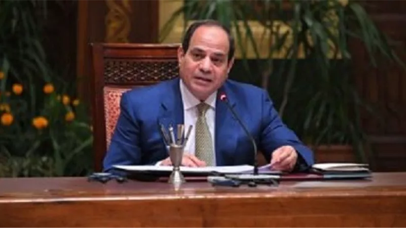 الرئيس يجتمع بالمجلس الأعلى للقوات المسلحة