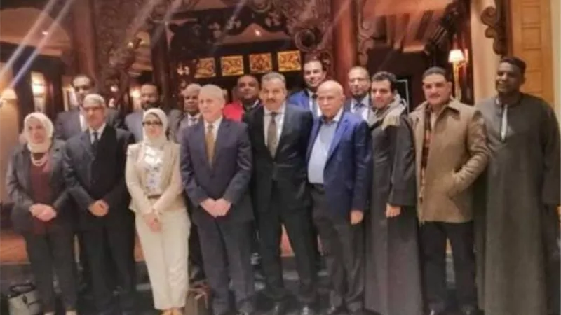 مستقبل وطن بالأقصر يحصل على 13 ماكينة للغسيل الكلوى