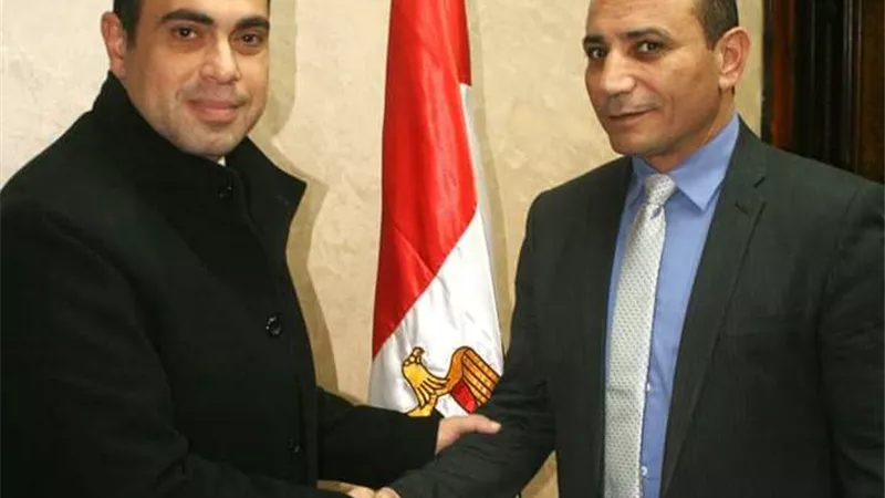 رئيس مجلس مدينة طنطا يودع حى الشرابية باجتماع مغلق مع اللواء فادى يوسف رئيس الحى الجديد