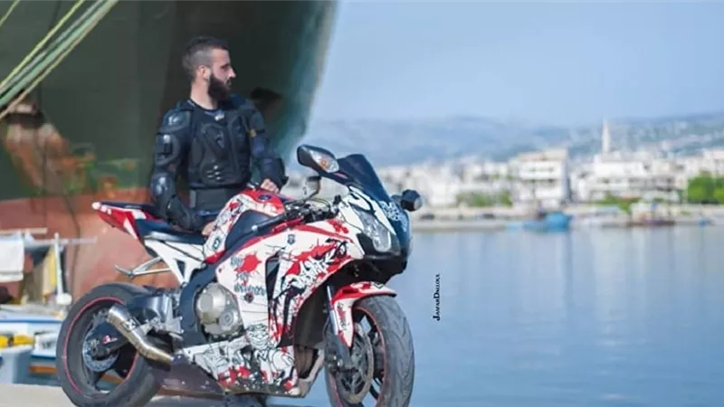 طالب الهندسة يطمح لدخول موسوعة جينيس .. فيديو