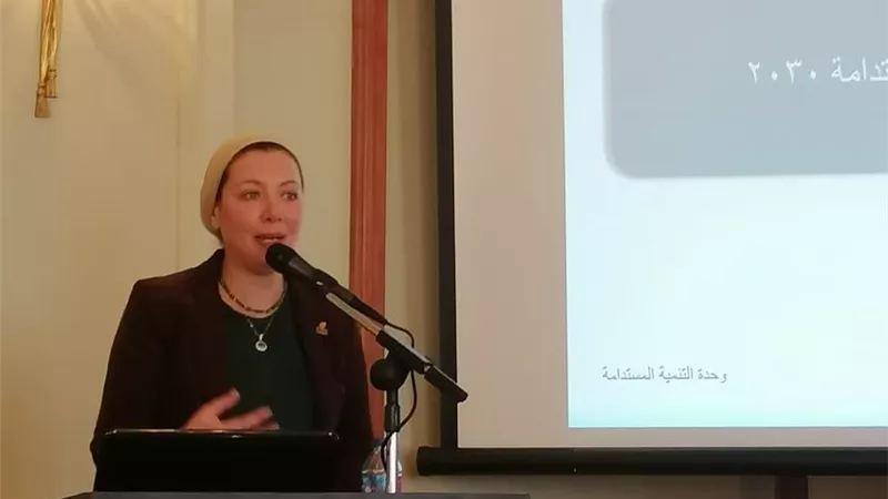 التخطيط: نستهدف النهوض بمستويات التشغيل في المشروعات المتوسطة ومتناهية الصغر